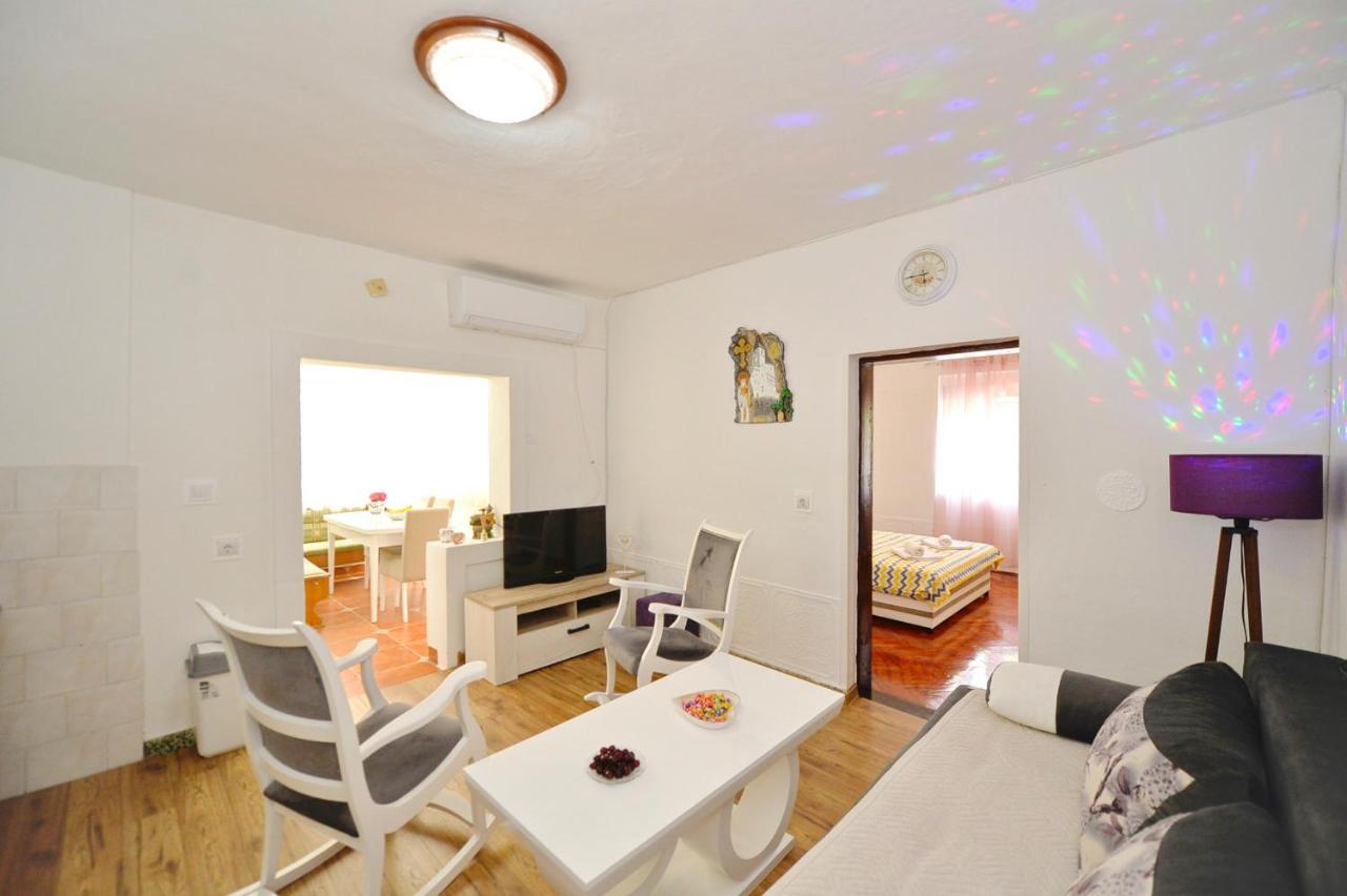 Apartman Stefan Kotor Buitenkant foto