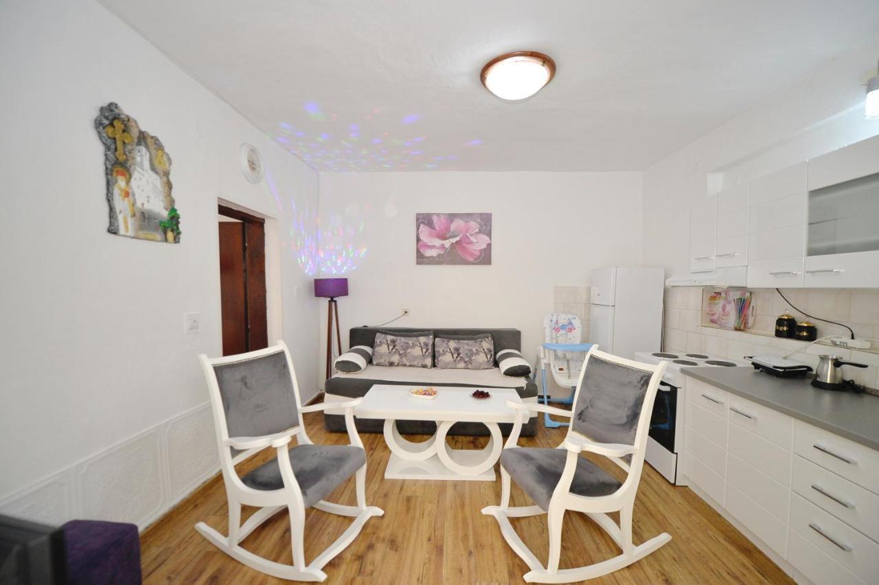 Apartman Stefan Kotor Buitenkant foto